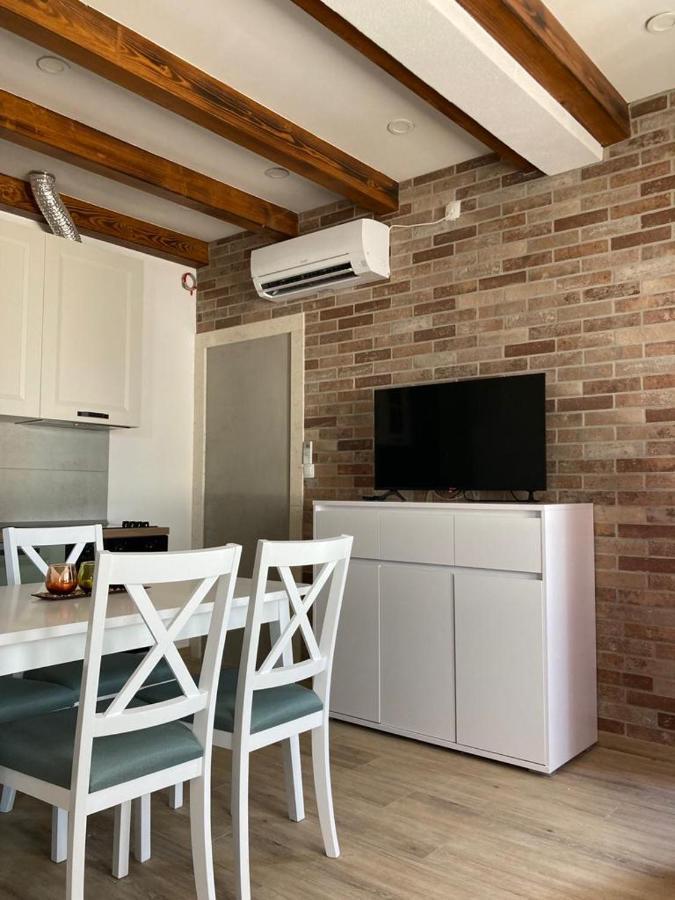 Studio Apartman Luka Starigrad Paklenica Ngoại thất bức ảnh