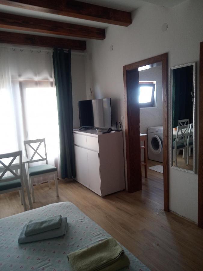 Studio Apartman Luka Starigrad Paklenica Ngoại thất bức ảnh